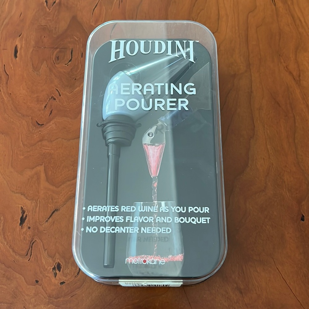 aerating pourer